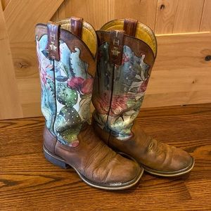 Tin Haul Boots size gals 7.5 - perfect boots, but daughter outgrew them!